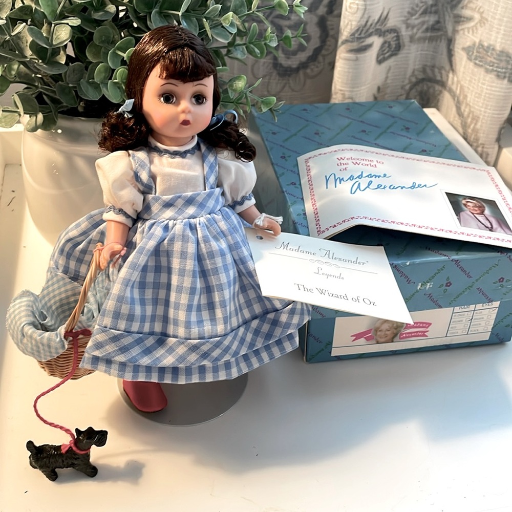 Madame Alexander “Dorothy”